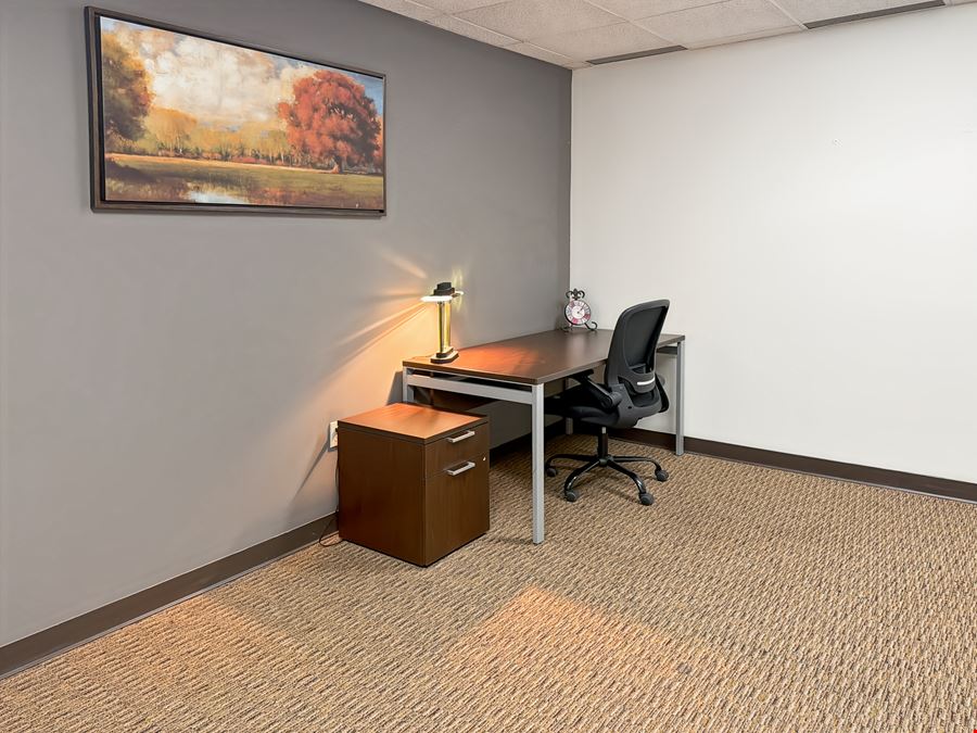 HQ - Lenexa - W 95th St