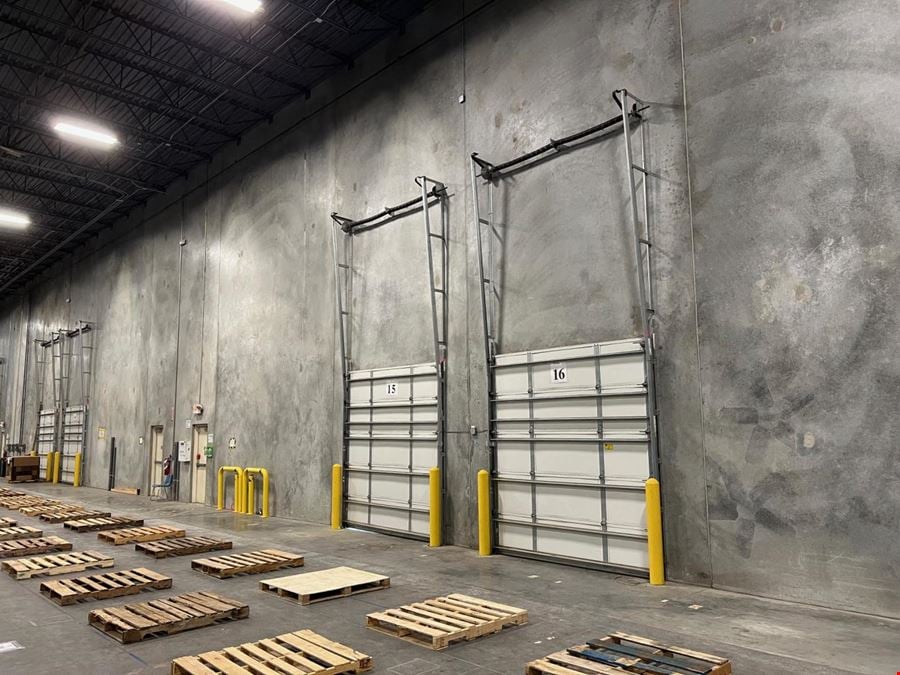 South Charlotte Warehouse Space #1660