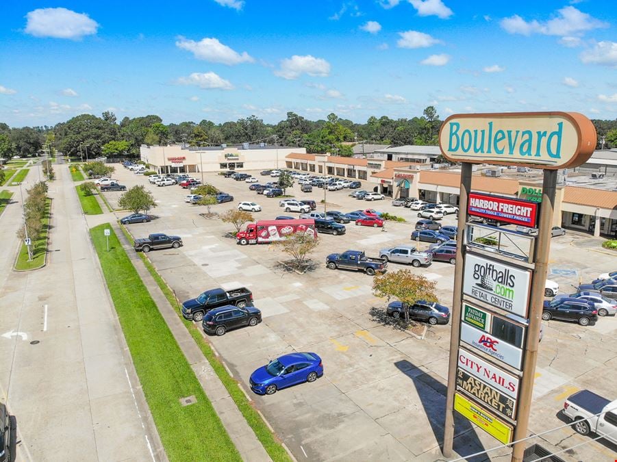 Retail Suite in Boulevard Shopping Mall