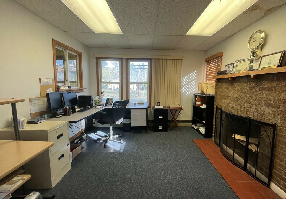 2-Unit Office Building - Downtown Stroudsburg