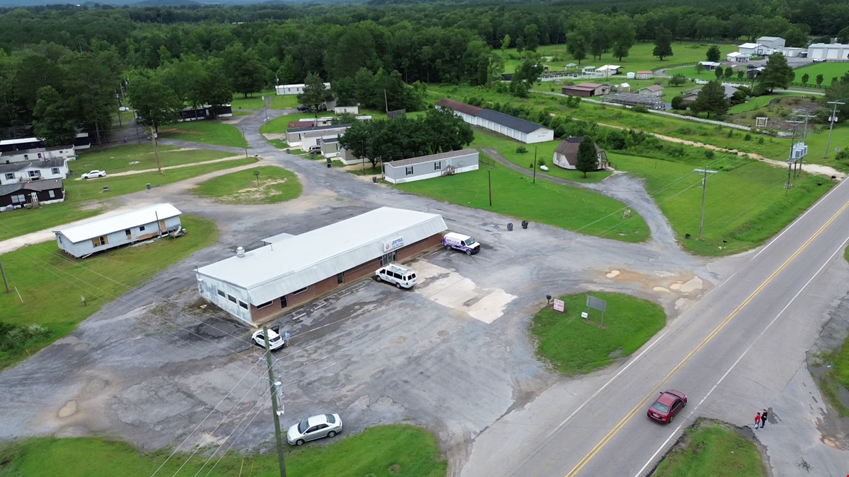 5000 Sq Ft Building For Sale - Cedar Bluff AL