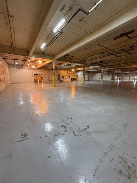 Preview of Industrial space for Rent at 422-B N. 3rd Street