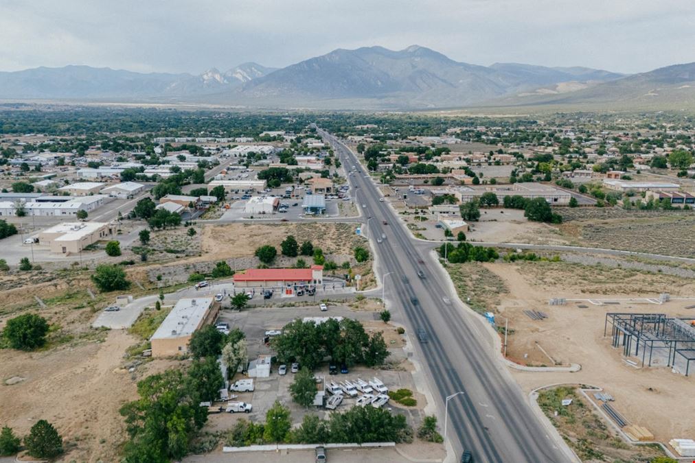 1132 Paseo del Pueblo Sur