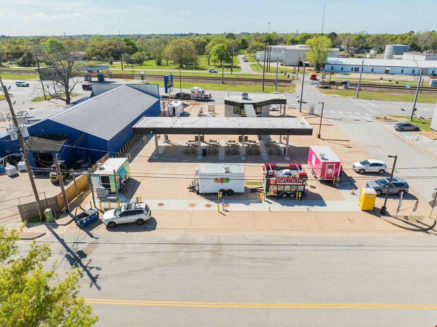 Fork & Flame Food Truck Park