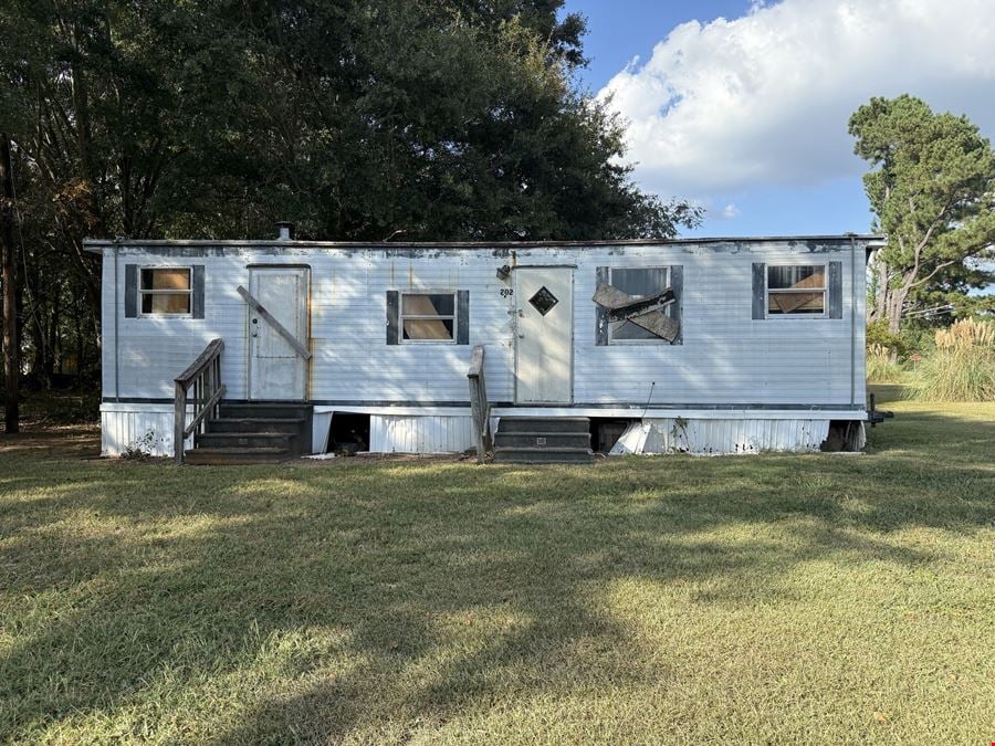 203 Cowtown Road