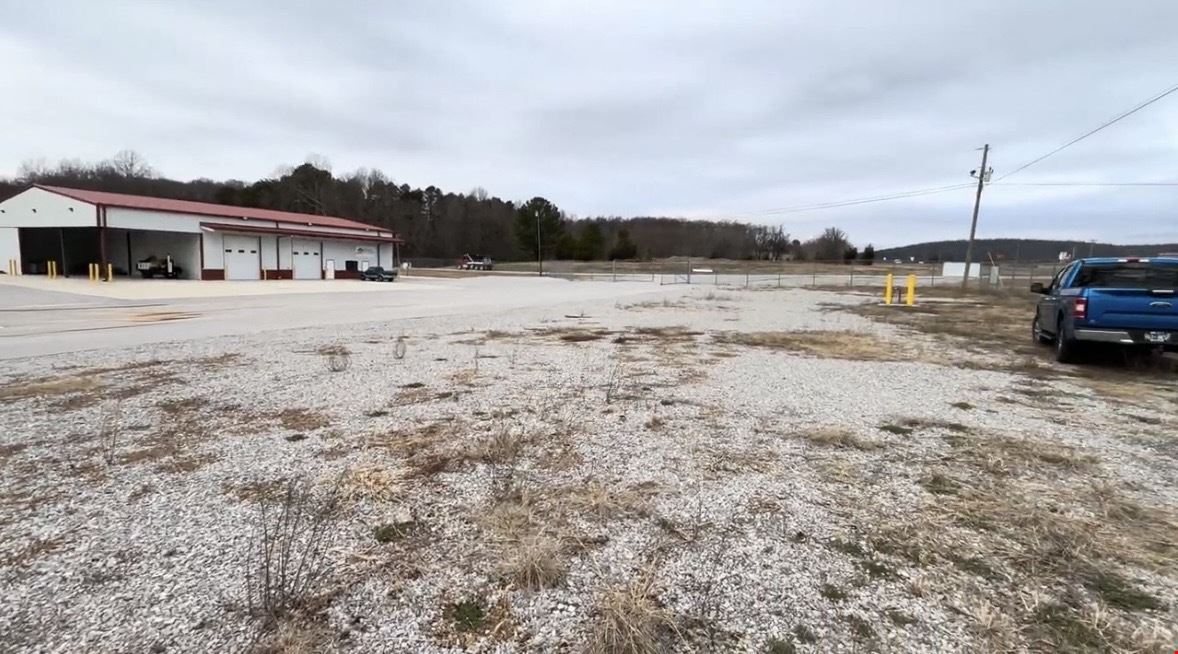 3260 East Gooseneck Rd., Sparta, TN 38583