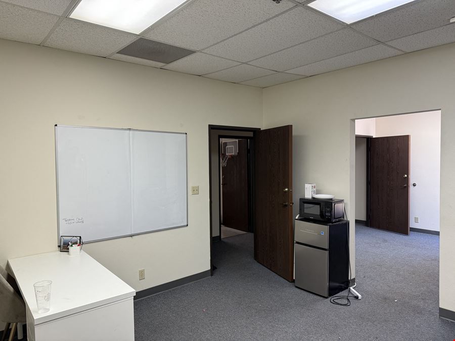 4053 Calle Tesoro, Unit G