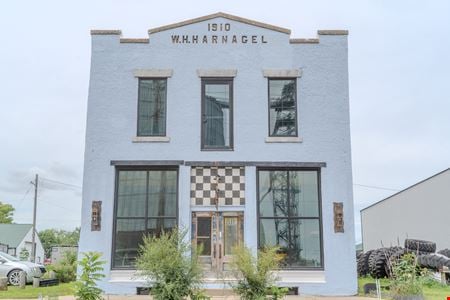 Preview of Retail space for Sale at 722 E Garfield St