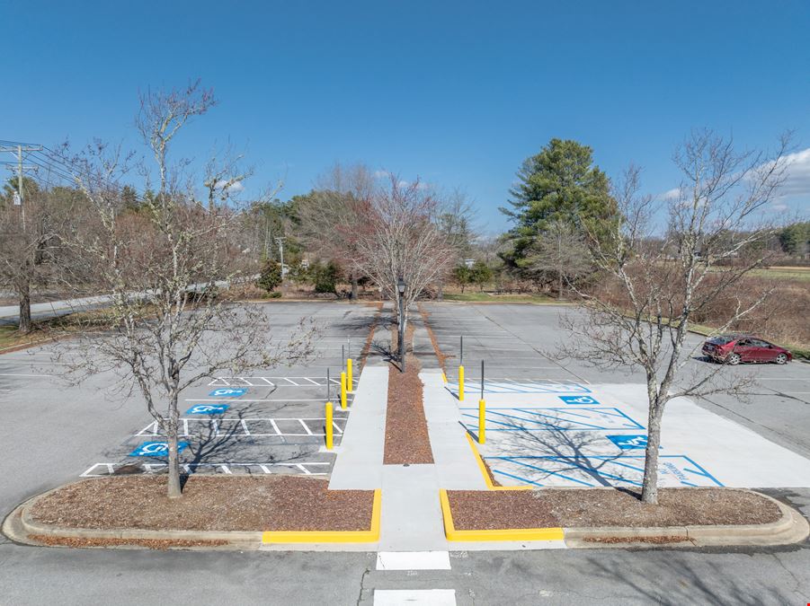 Medical Office for Sale or Lease in Brevard, NC