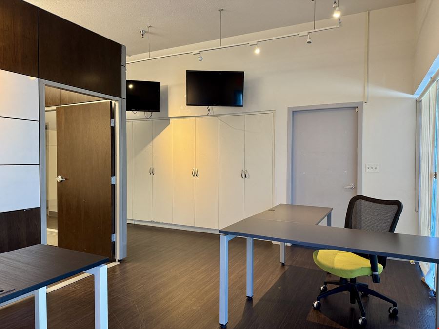 Unit 2023 - 2560 Shell Road - Shell Centre