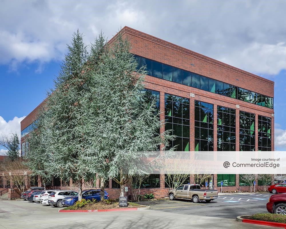 Kruse Woods Corporate Park - 4800 Meadows