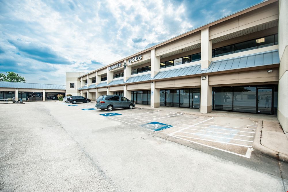Parkview Plaza