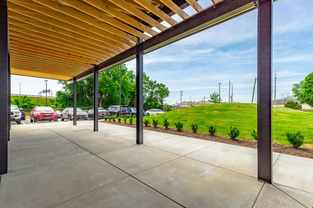 1620 Riverfront Parkway