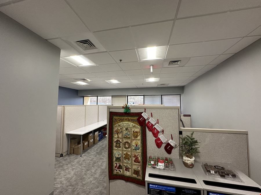 551 Square Foot Office Space