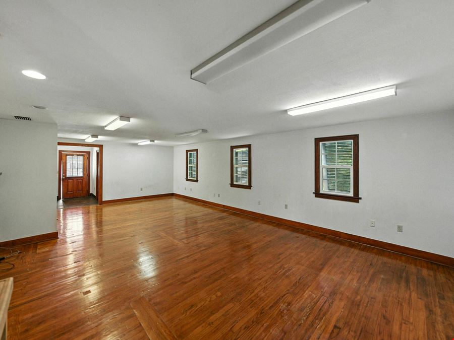 Downtown Lakeland Stand Alone Office