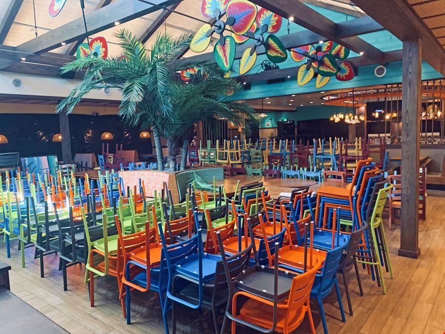 Former Bahama Breeze | Coastland Center Mall
