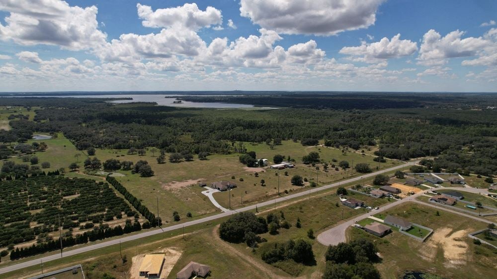 Lake Hatchineha Road Residential