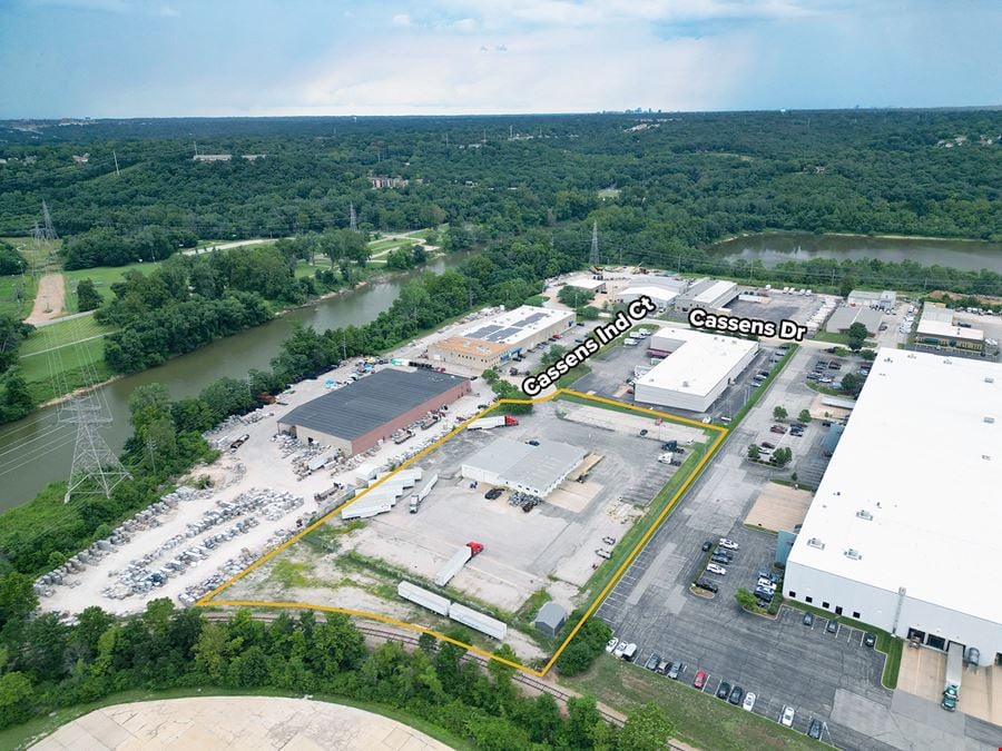 1090 Cassens Industrial Ct