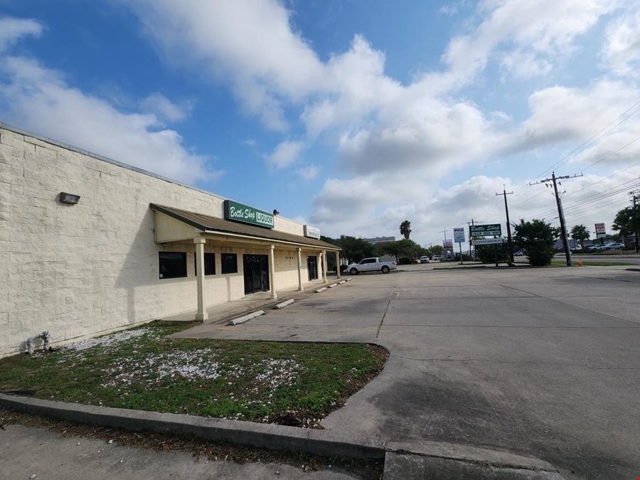 High-Traffic Retail/Office Space for Sale