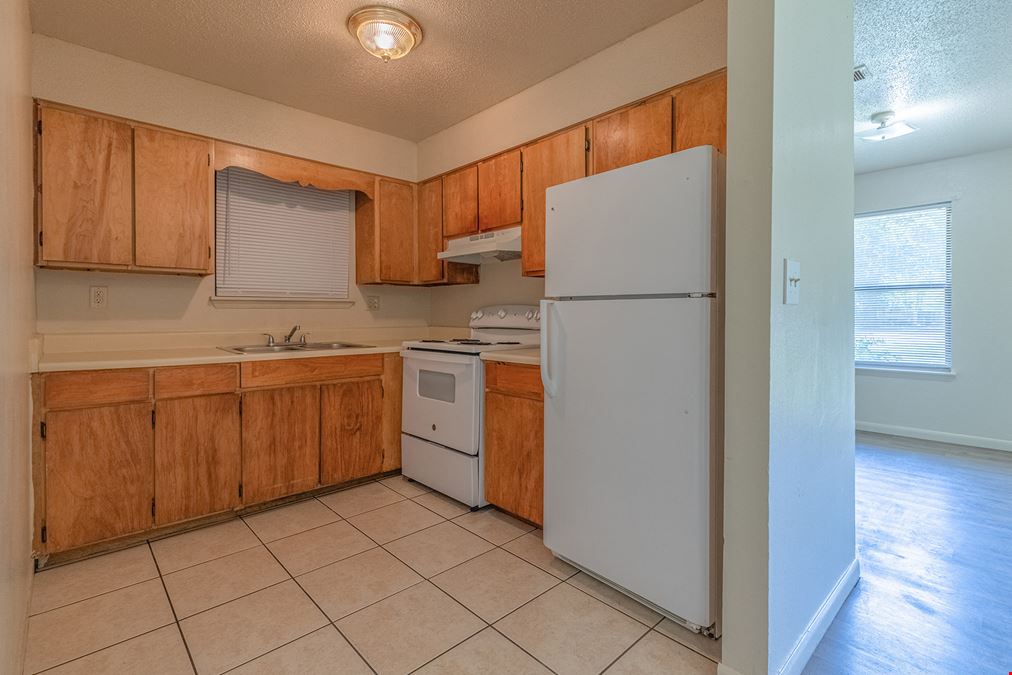 Riviera Place Apartments