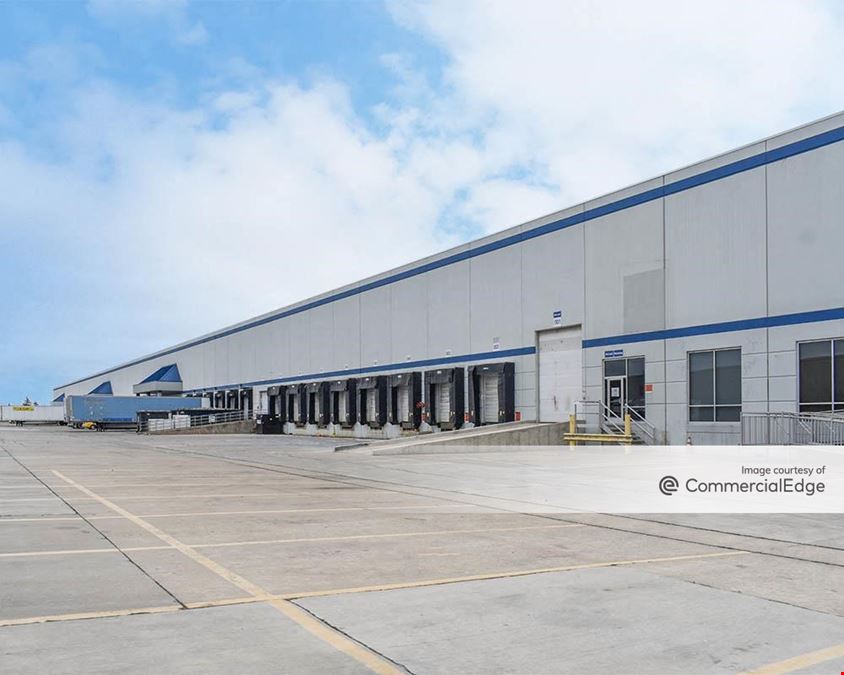 270 West Distribution Center - 4311 Janitrol Road