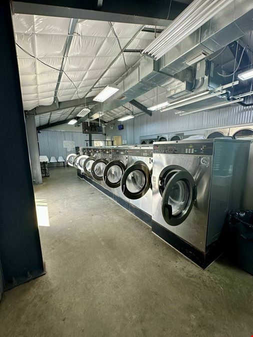 Self-Serve Laundromat