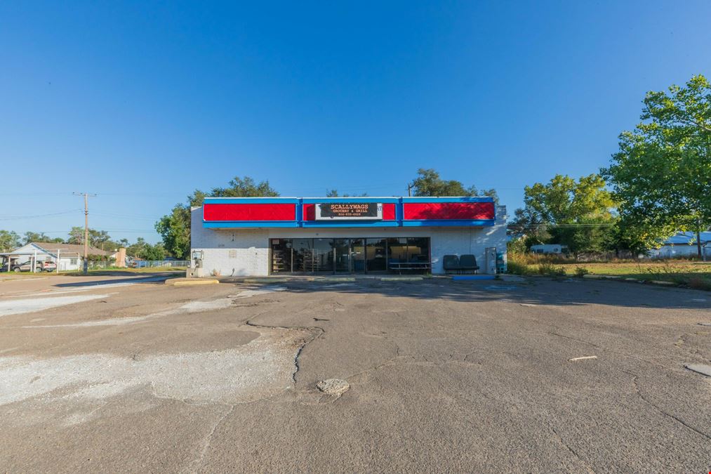201 E 2nd St