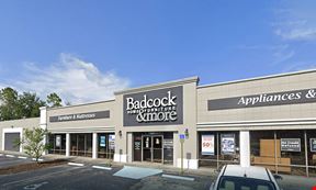 15,192 SF Single-Tenant Retail / Medical / Flex Building For Lease!
