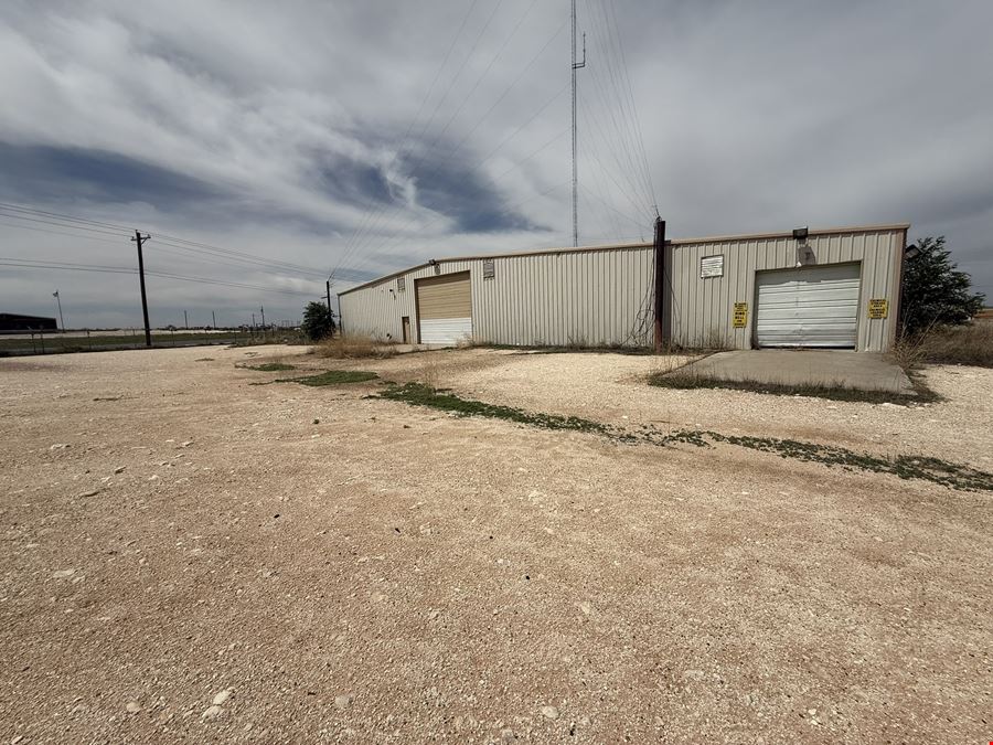 1561 Highway 82
