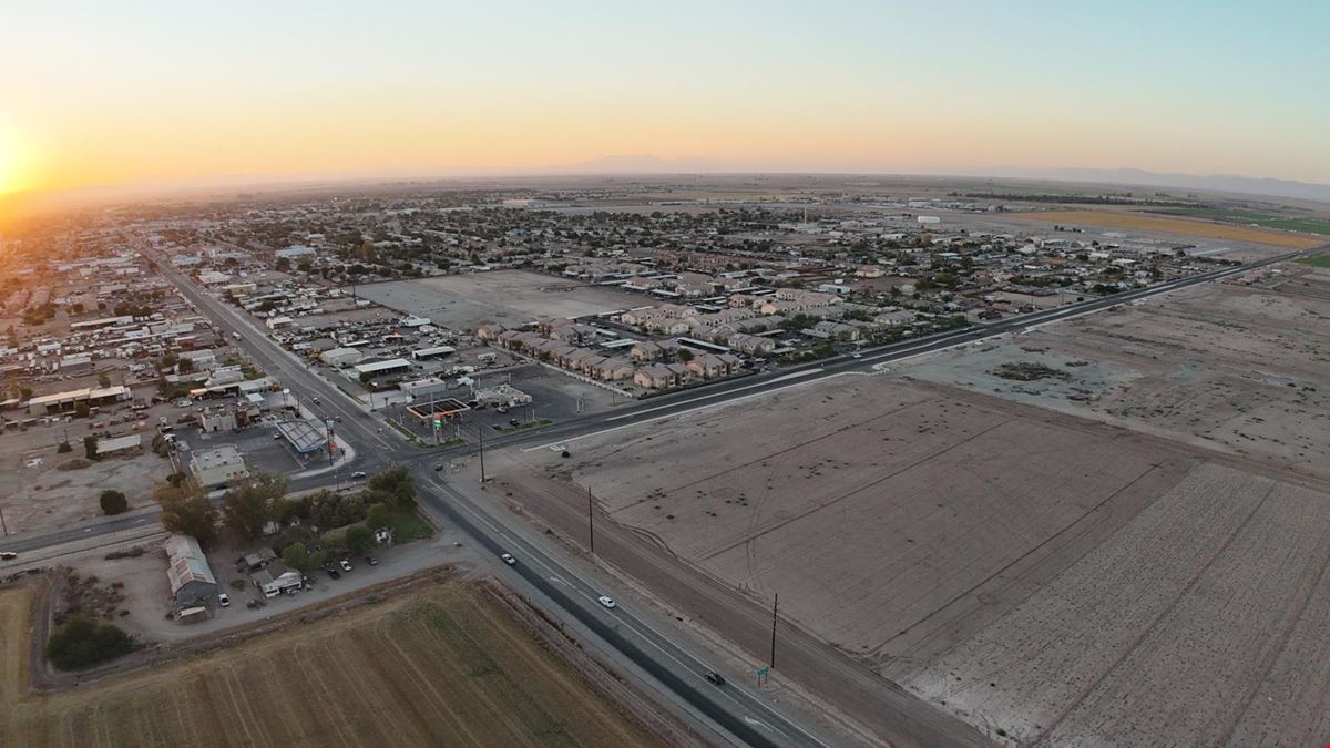 Brawley Commercial Corner