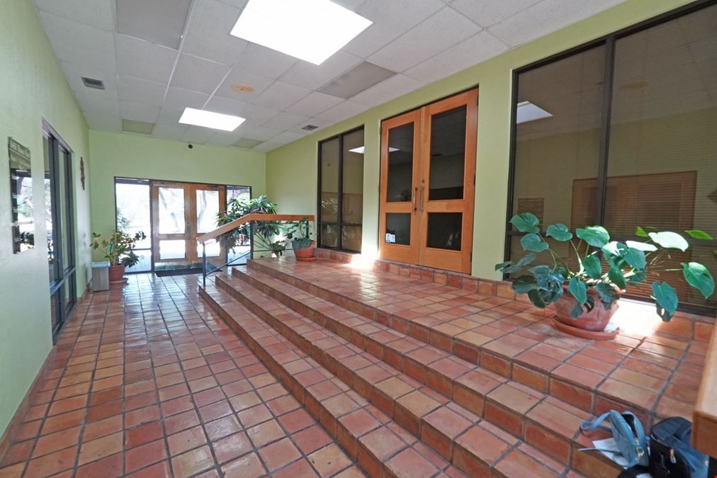 16410 Blanco Rd