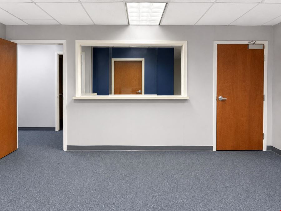 Professional Medical Office | Paris, TX