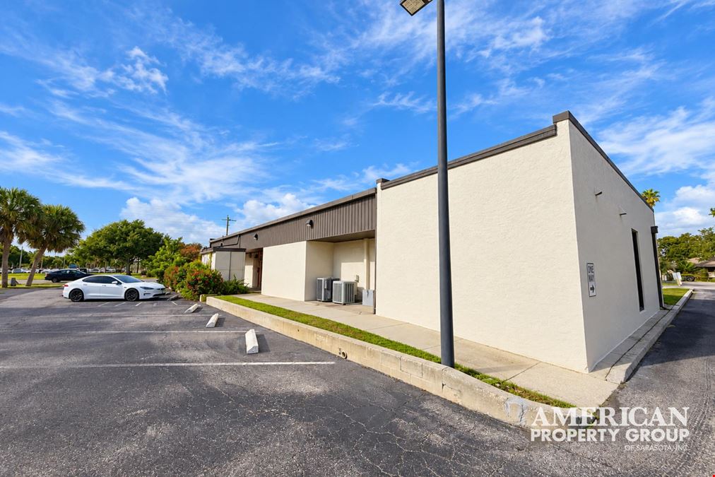 Former Bank / Professional Office w/ Exceptional Parking & Redevelopment Potential