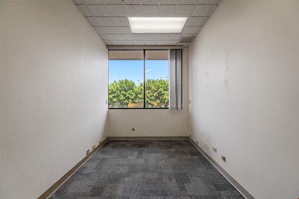 98-1247 Kaahumanu St
