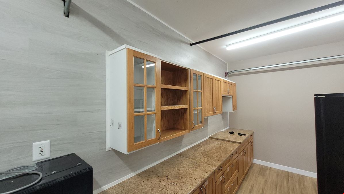 Prime Retail-Service Space Space for Church Use