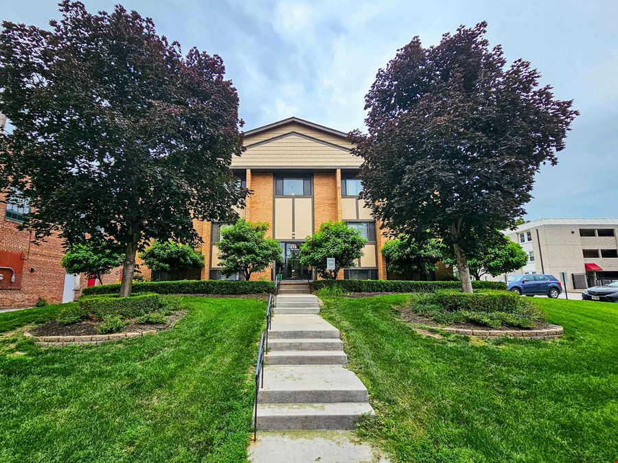 12-Unit Multifamily in Blackstone