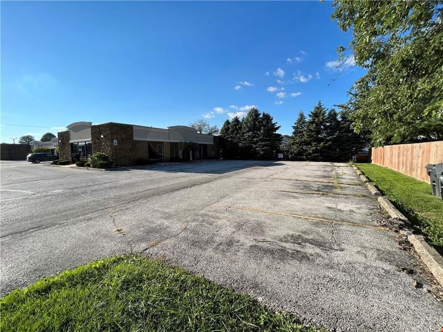 Greenwood Office/Retail for Lease
