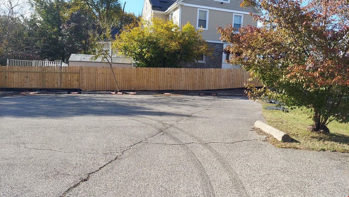 500 W Cheltenham Ave
