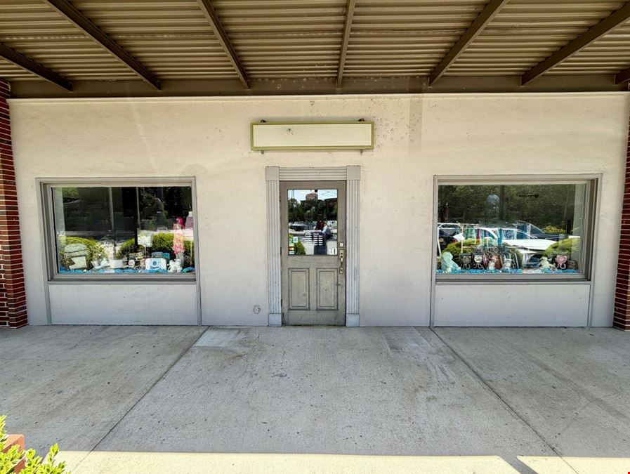 Betton Place - Thomasville Rd