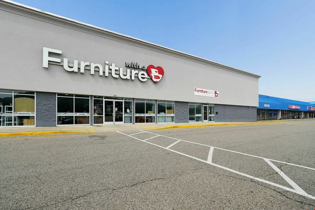 Lancaster Plaza Sublease
