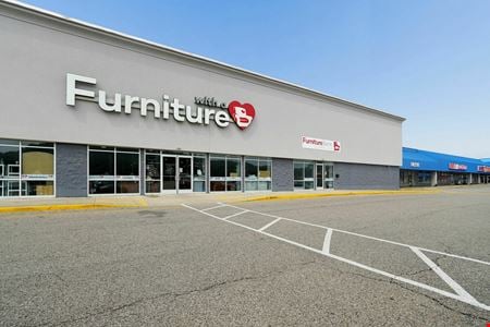 Preview of Retail space for Rent at 1217 N Memorial Drive