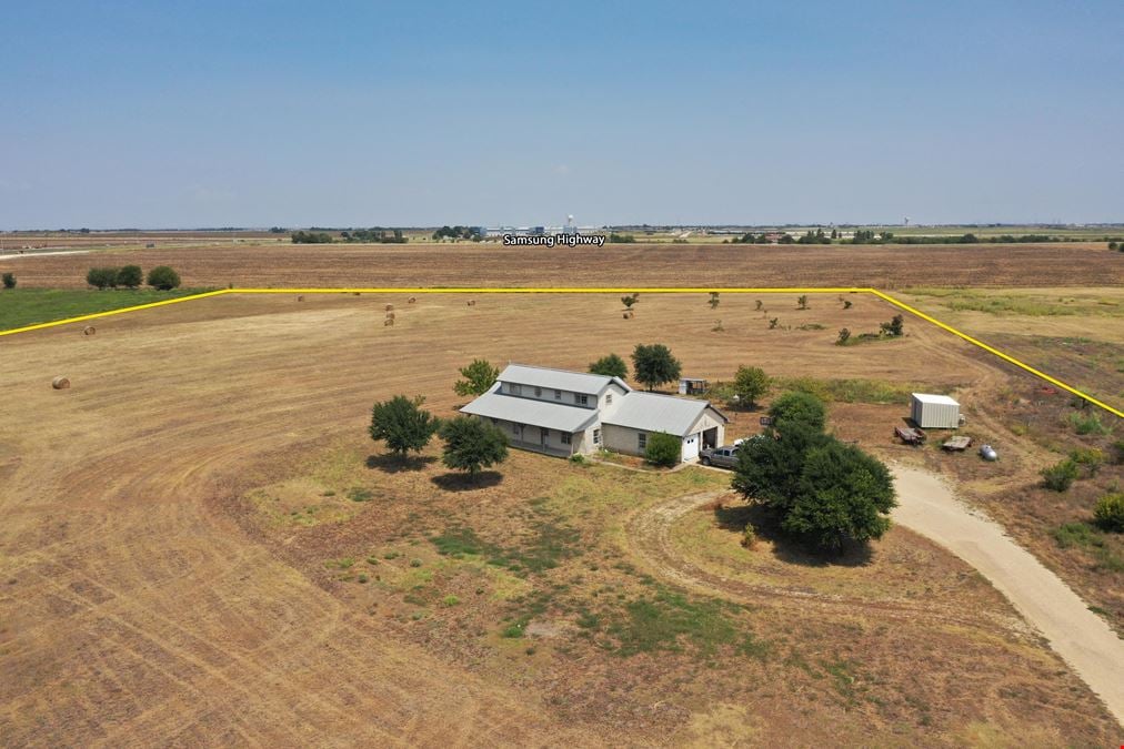 301 County Road 404