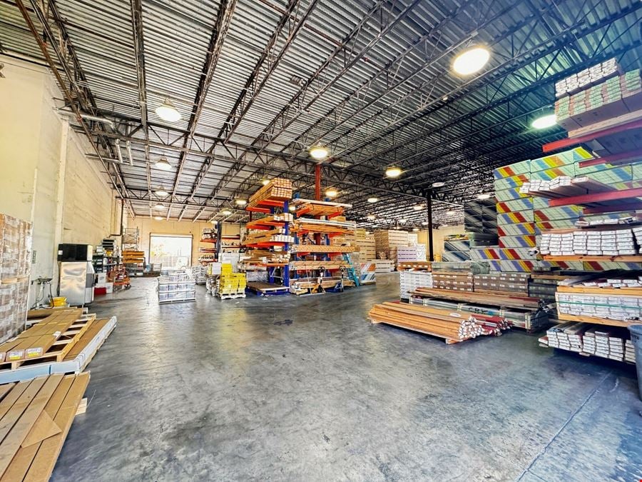 Single Tenant Warehouse on 4.82 AC