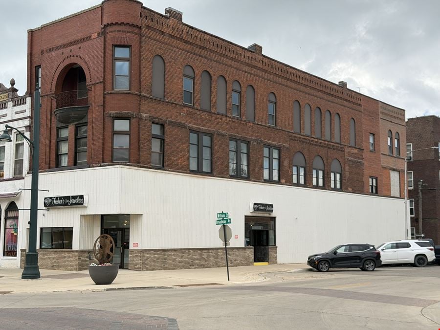 202 South Broadway Avenue