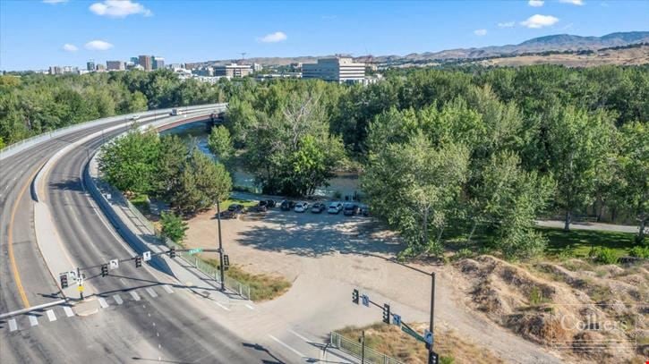 440 - 444 Parkcenter Blvd | Land for Sale