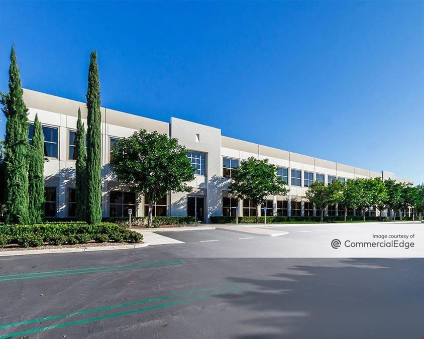 Discovery Business Center - 15211 Laguna Canyon Road