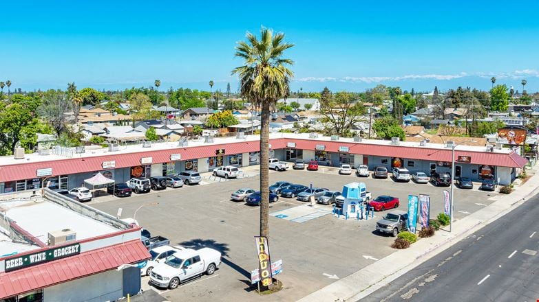 Preview of Retail space for Rent at 736 W Inyo Ave