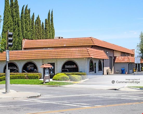 Preview of Industrial space for Rent at 730 Camden Avenue