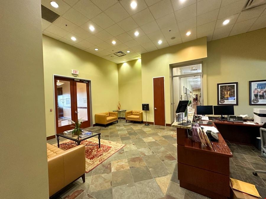 Offices at The Woodlands Mall - Sublease