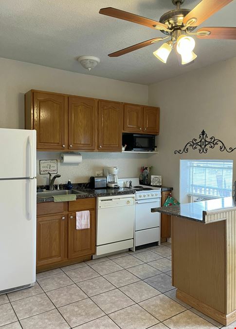 Victorian Oaks Apartments — 8-Unit Fully Furnished Multifamily | All Utilities Included | Bulverde, TX
